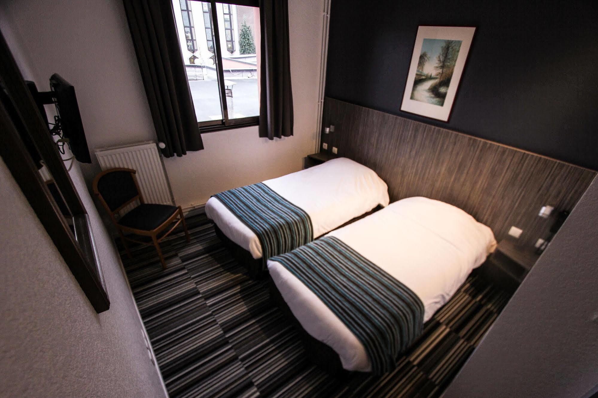 Hotel Bollaert ล็องส์ ภายนอก รูปภาพ